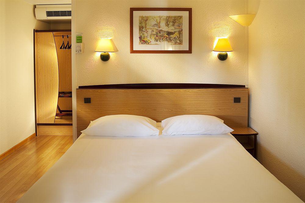 Campanile Hotel 3*